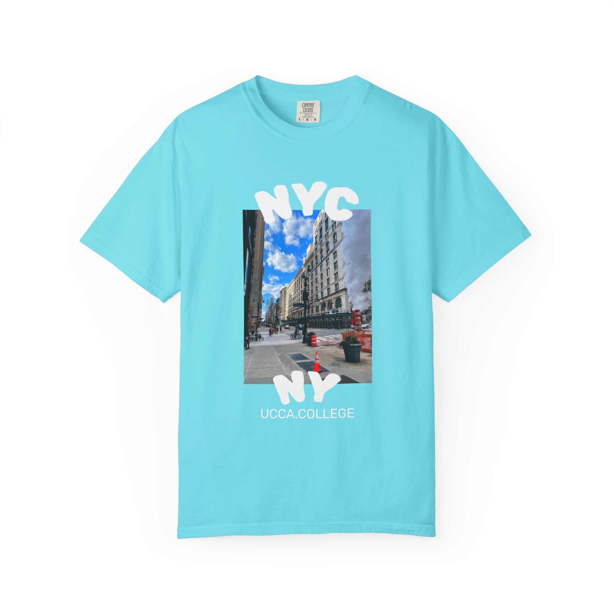 Madison Ave Steam – NYC Street Scene Tee - Mens T-Shirt
