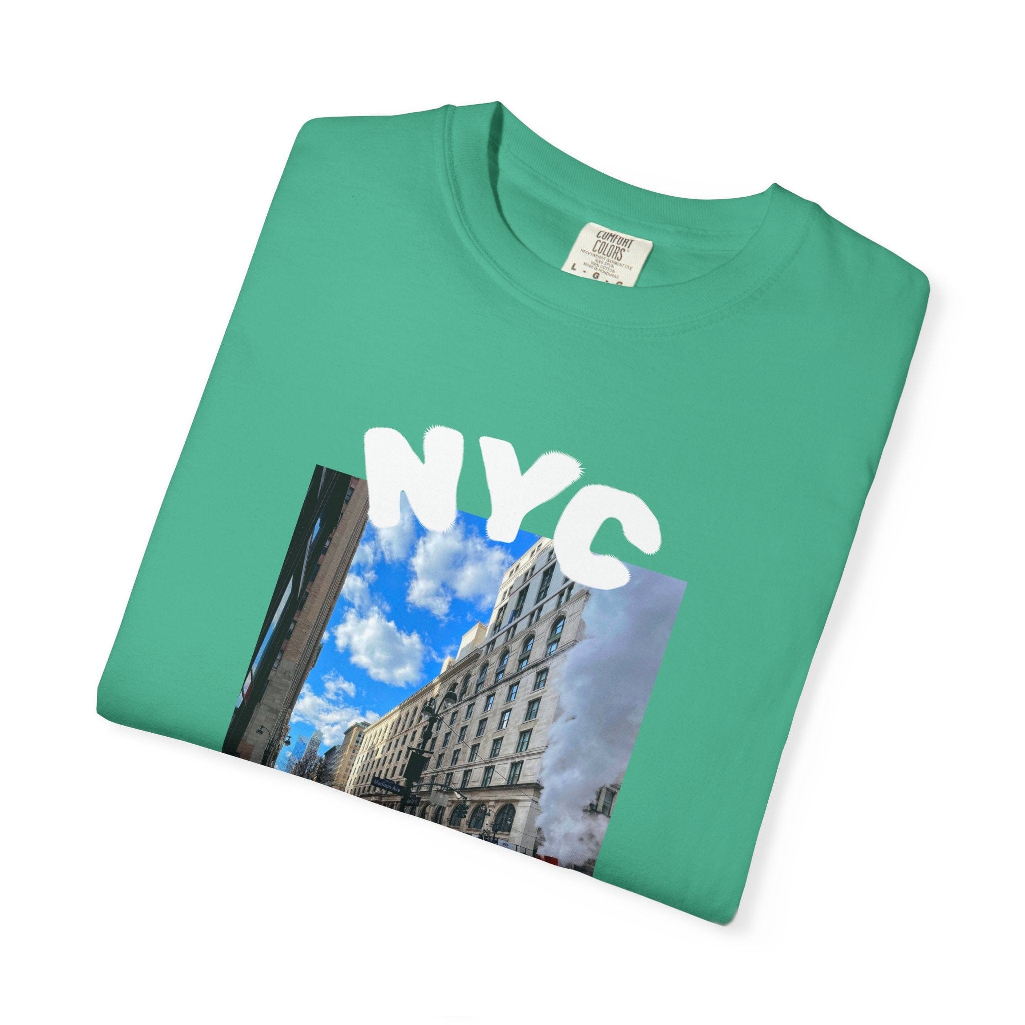 Madison Ave Steam – NYC Street Scene Tee - Mens T-Shirt