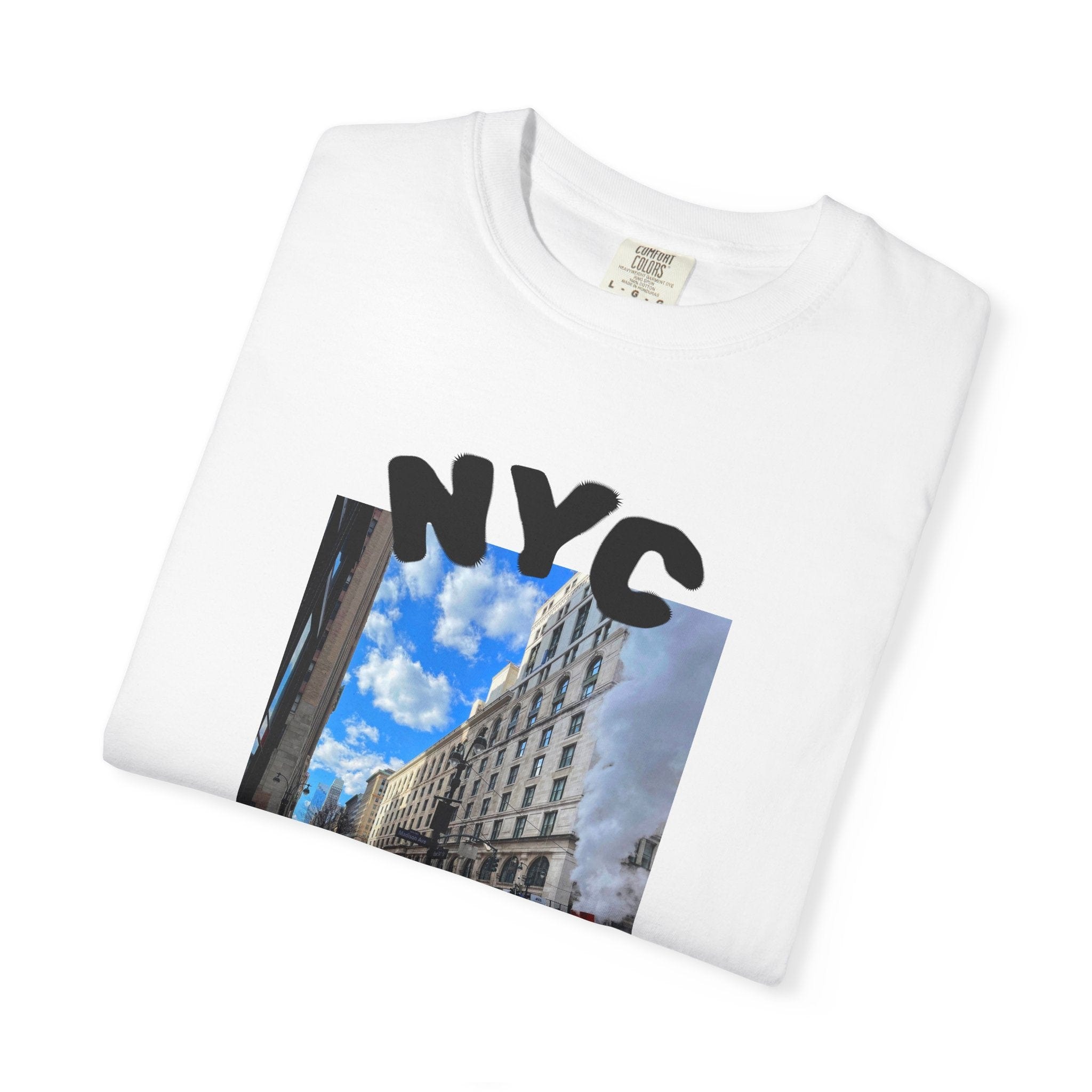 Madison Ave Steam – NYC Street Scene Tee - Mens T-Shirt