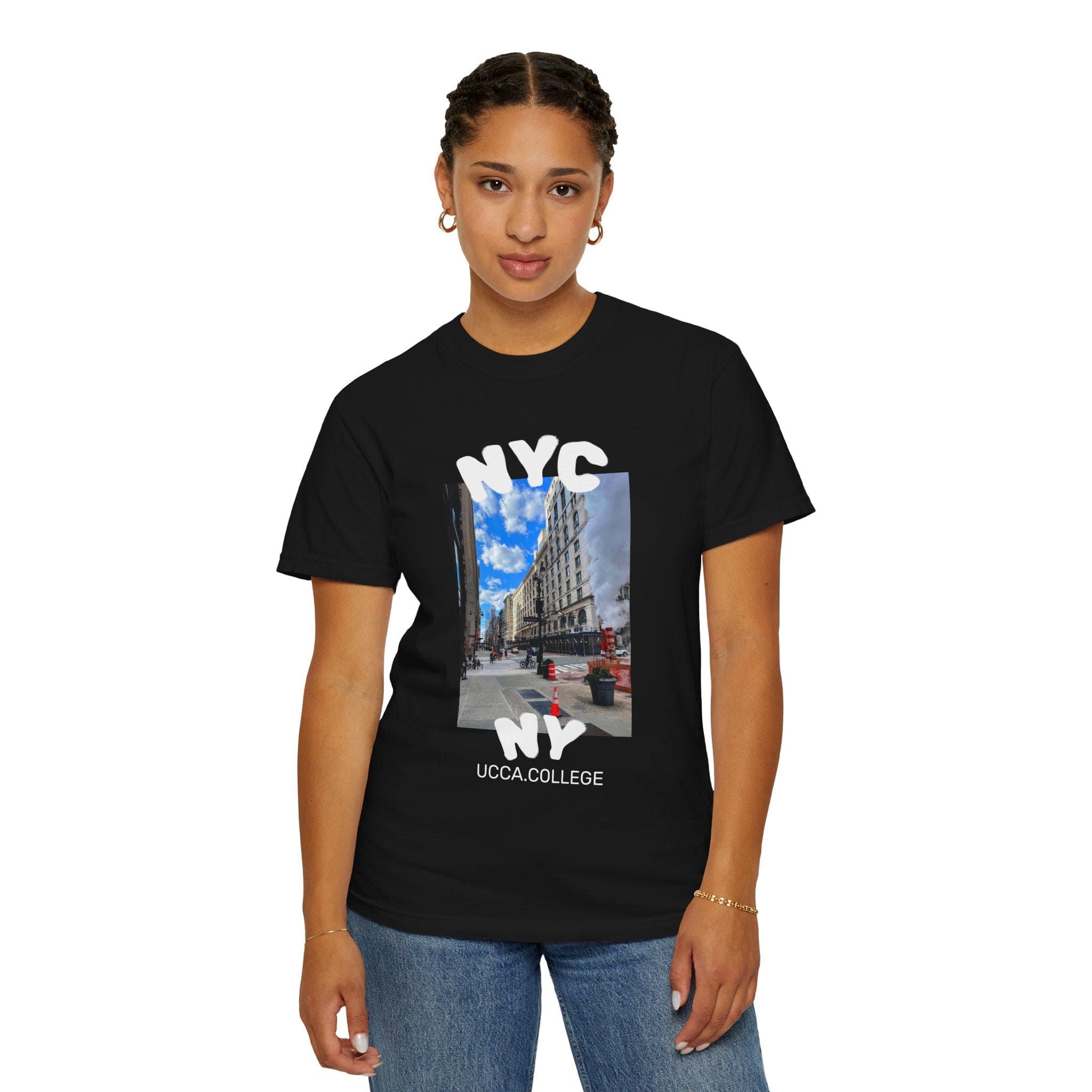 Madison Ave Steam – NYC Street Scene Tee - Womens Black / S T-Shirt