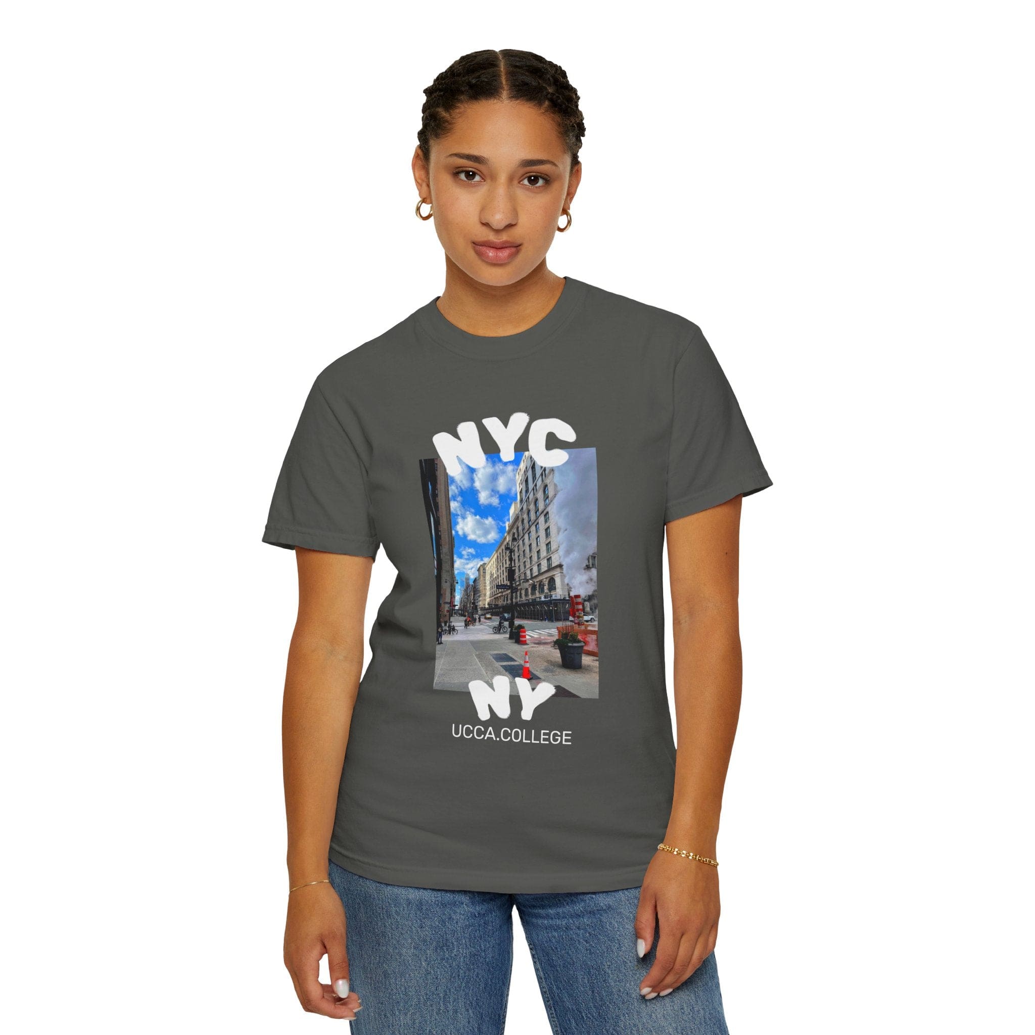 Madison Ave Steam – NYC Street Scene Tee - Womens Pepper / S T-Shirt